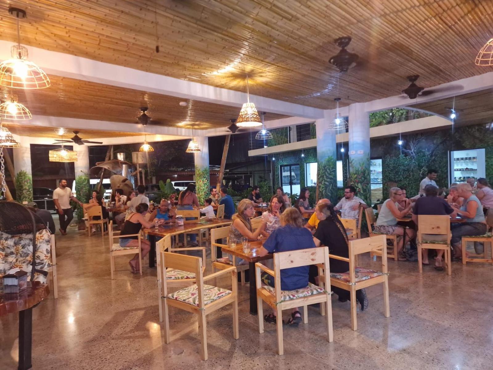 Bonding Coffee Roaster Cafe & Hotel Quepos Luaran gambar